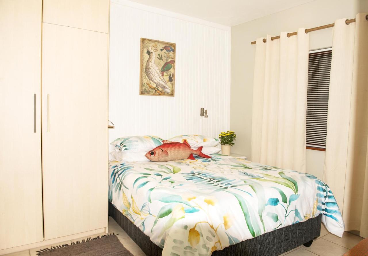 Paradise Self-Catering Units Джефрис Бей Екстериор снимка